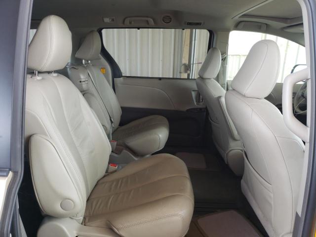 Photo 6 from auction – 2011 TOYOTA SIENNA XLE with VIN 5TDYK3DC1BS161556