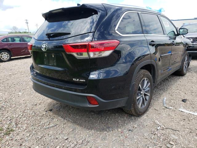 Photo 4 from auction – 2019 TOYOTA HIGHLANDER with VIN 5TDJZRFH2KS613460