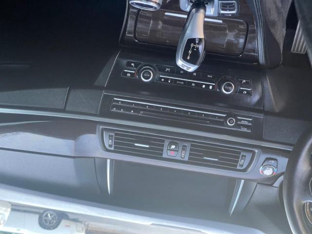 Photo 9 from auction – 2014 BMW 528 XI with VIN WBA5A7C52ED613785