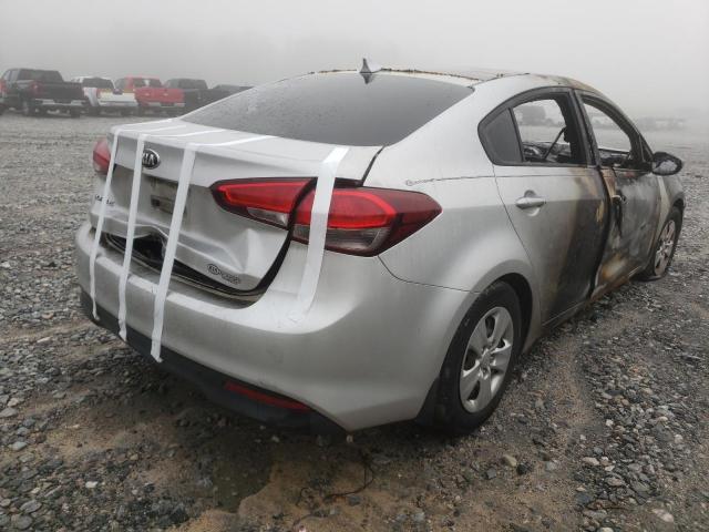 Photo 4 from auction – 2017 KIA FORTE LX with VIN 3KPFK4A73HE136312