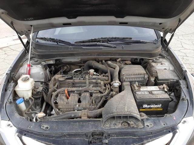 Photo 7 from auction – 2011 HYUNDAI SONATA SE with VIN 5NPEC4AB3BH232327