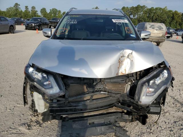 Photo 9 from auction – 2017 NISSAN ROGUE S with VIN KNMAT2MT7HP538211