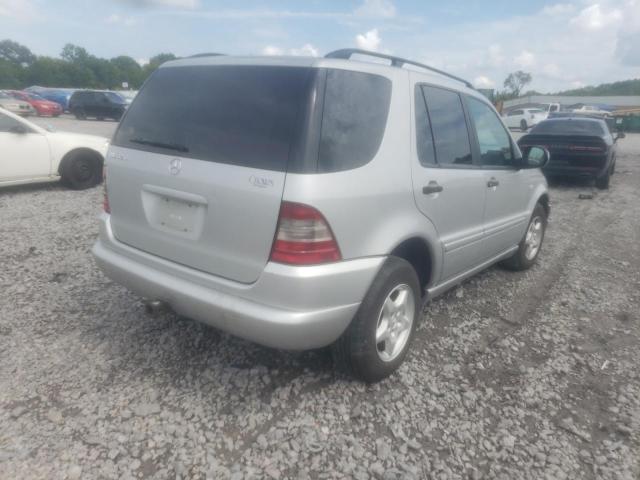 Photo 4 from auction – 2000 MERCEDES-BENZ ML 320 with VIN 4JGAB54E0YA181720
