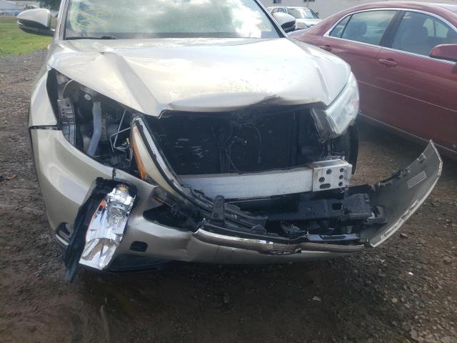 Photo 9 from auction – 2015 TOYOTA HIGHLANDER with VIN 5TDDKRFH0FS118780