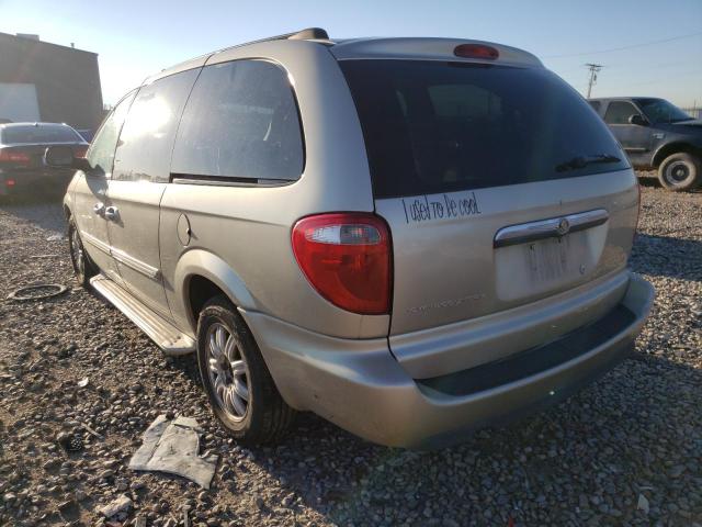 Photo 3 from auction – 2005 CHRYSLER TOWN & COU with VIN 2C4GP54L35R179563