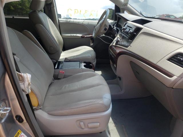 Photo 5 from auction – 2012 TOYOTA SIENNA XLE with VIN 5TDYK3DC9CS227806