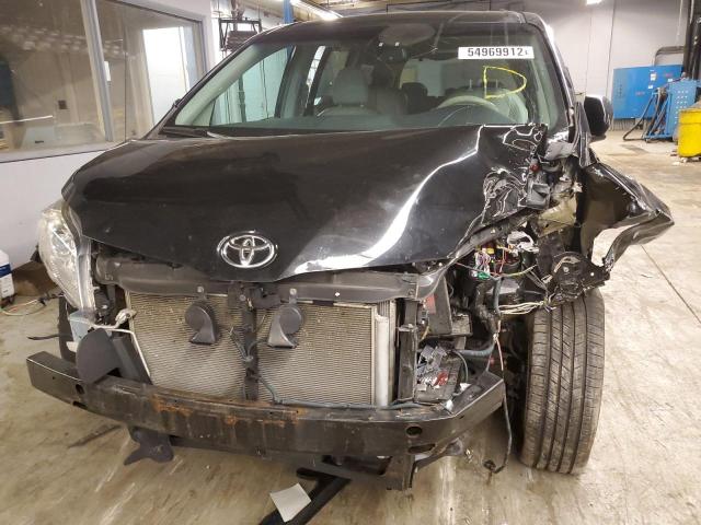 Photo 9 from auction – 2014 TOYOTA SIENNA XLE with VIN 5TDYK3DC7ES413475
