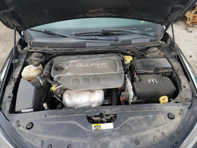 Photo 7 from auction – 2015 CHRYSLER 200 S with VIN 1C3CCCBBXFN746699