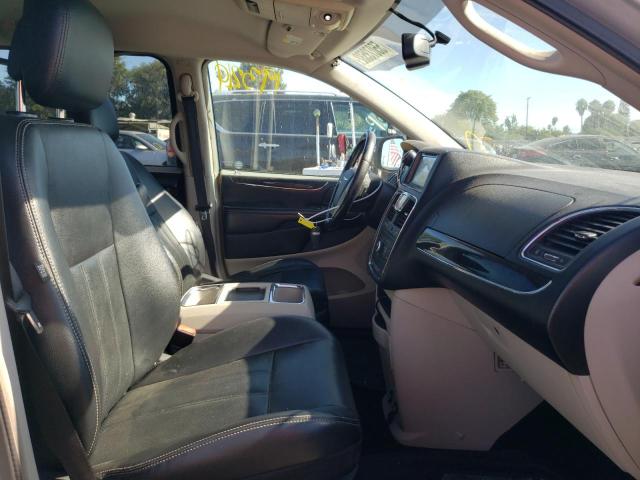 Photo 5 from auction – 2012 CHRYSLER TOWN & COU with VIN 2C4RC1BG5CR326028