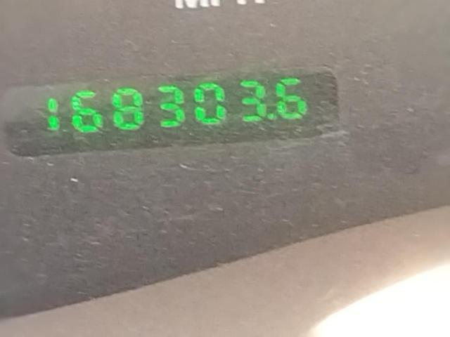 Photo 8 from auction – 2003 FORD F150 with VIN 2FTRX17W93CA77739