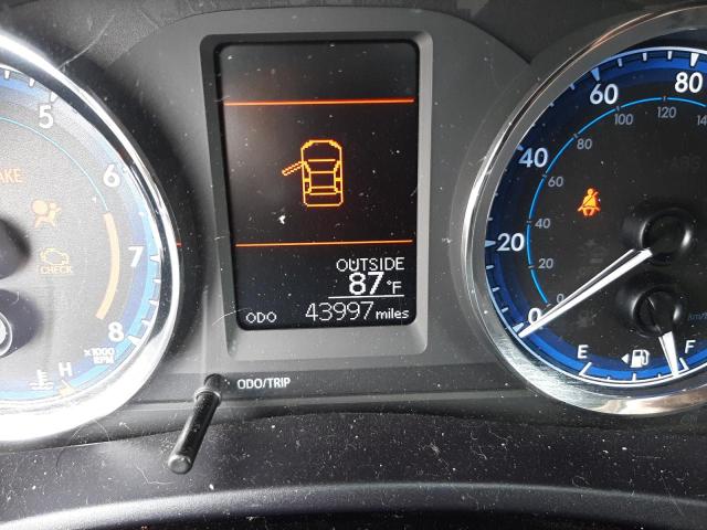 Photo 8 from auction – 2018 TOYOTA COROLLA L with VIN 5YFBURHE3JP839455