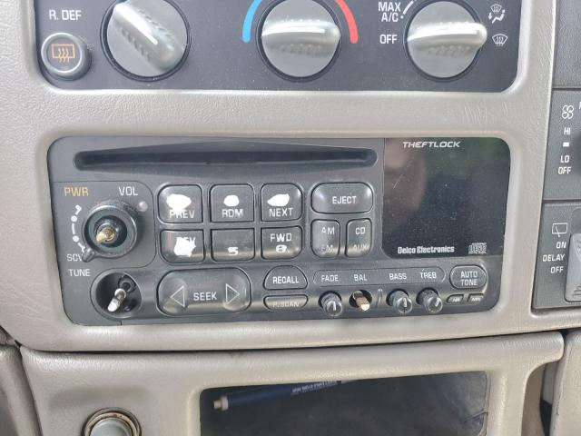 Photo 9 from auction – 2000 CHEVROLET ASTRO with VIN 1GNDM19W8YB196831