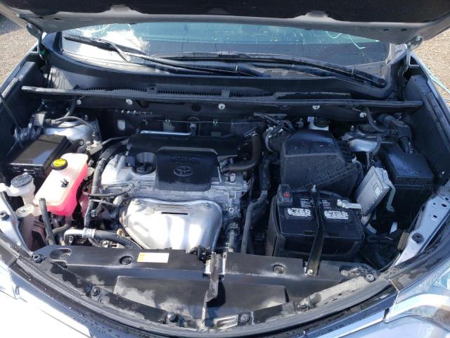 Photo 7 from auction – 2017 TOYOTA RAV4 LE with VIN 2T3BFREV0HW647540