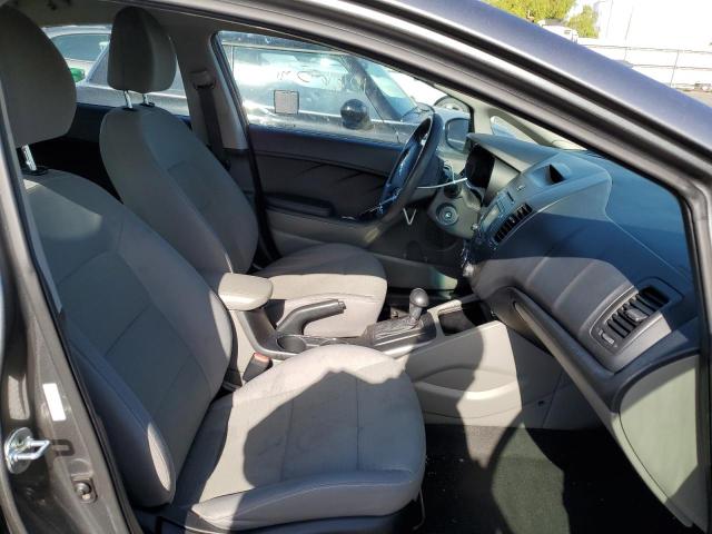 Photo 5 from auction – 2016 KIA FORTE LX with VIN KNAFX4A65G5563278