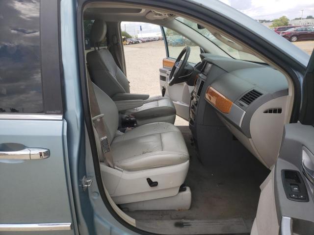 Photo 5 from auction – 2008 CHRYSLER TOWN & COU with VIN 2A8HR64X28R134506