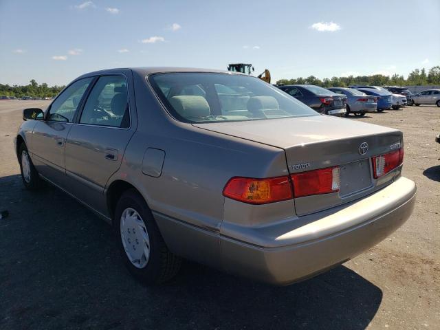 Photo 3 from auction – 2000 TOYOTA CAMRY CE with VIN 4T1BG22K3YU003022