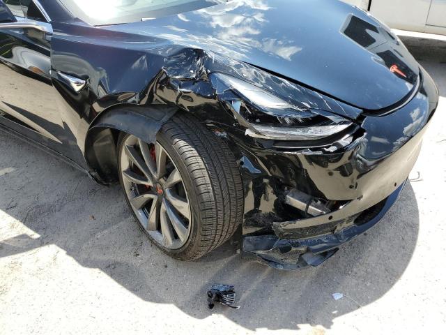 Photo 9 from auction – 2018 TESLA MODEL 3 with VIN 5YJ3E1EA1JF005880