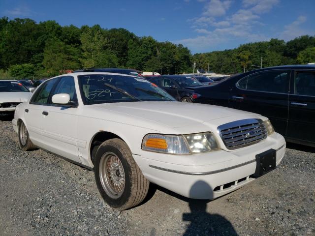 FORD CROWN VICT 1999 with VIN 2FAFP74W2XX197638 - Photo from auction