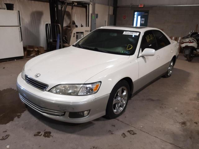 Photo 2 from auction – 2000 LEXUS ES 300 with VIN JT8BF28G5Y5082079