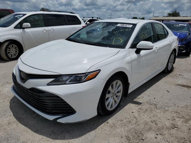 Photo 2 from auction – 2020 TOYOTA CAMRY LE with VIN 4T1C11AK2LU913741