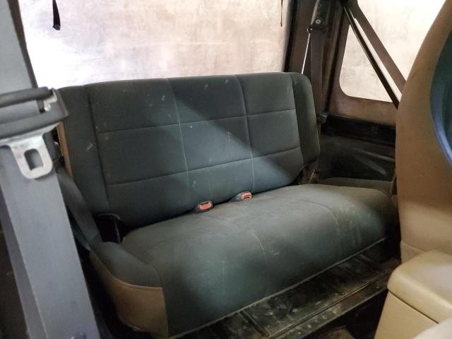 Photo 6 from auction – 2000 JEEP WRANGLER / with VIN 1J4FA59S2YP701435