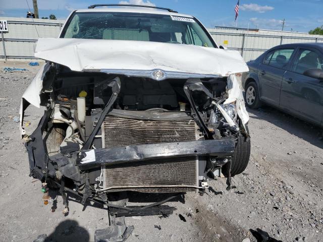Photo 9 from auction – 2010 CHRYSLER TOWN & COU with VIN 2A4RR5DX2AR501152