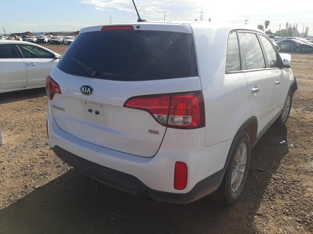 Photo 4 from auction – 2015 KIA SORENTO LX with VIN 5XYKT3A68FG630968