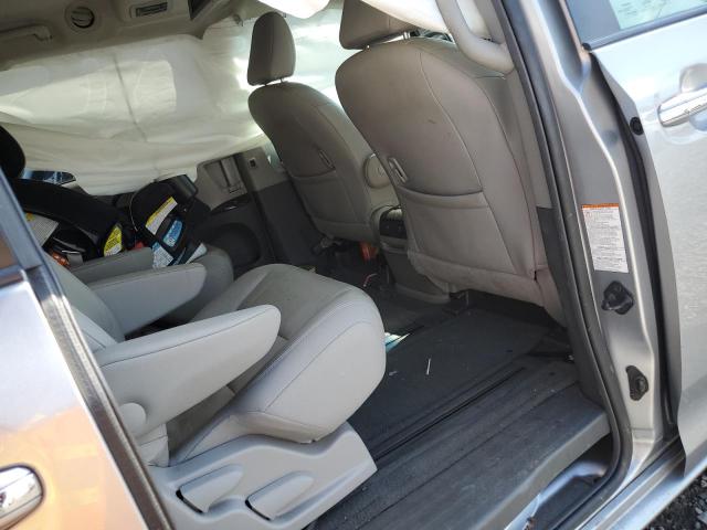 Photo 6 from auction – 2015 TOYOTA SIENNA XLE with VIN 5TDDK3DC8FS125674