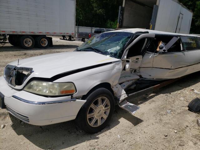 Photo 9 from auction – 2011 LINCOLN TOWN CAR E with VIN 2L1FL8JW0BX761342
