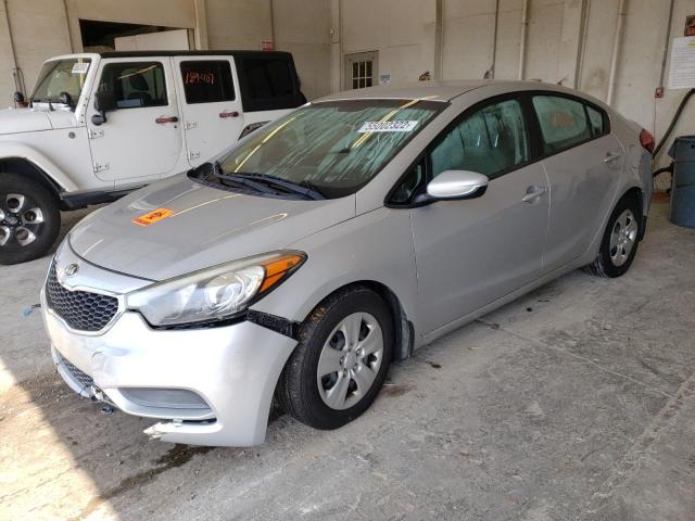 Photo 2 from auction – 2015 KIA FORTE LX with VIN KNAFK4A62F5406031