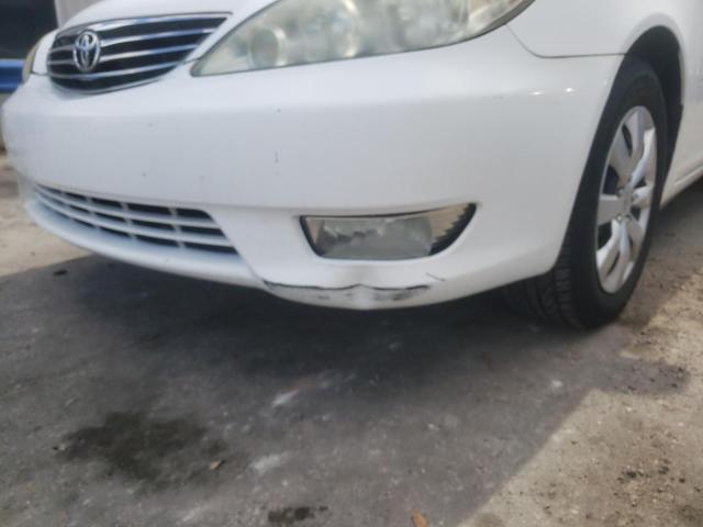 Photo 9 from auction – 2005 TOYOTA CAMRY LE with VIN 4T1BE30K05U585736