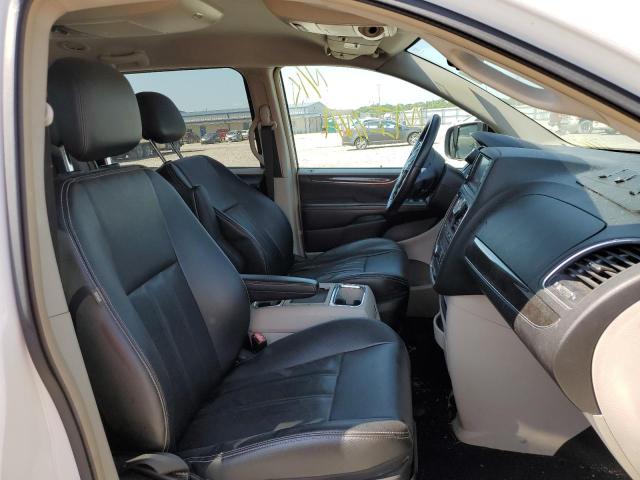 Photo 5 from auction – 2014 CHRYSLER TOWN & COU with VIN 2C4RC1BGXER383036
