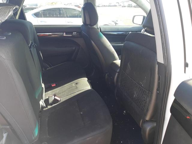 Photo 6 from auction – 2015 KIA SORENTO LX with VIN 5XYKT3A68FG630968