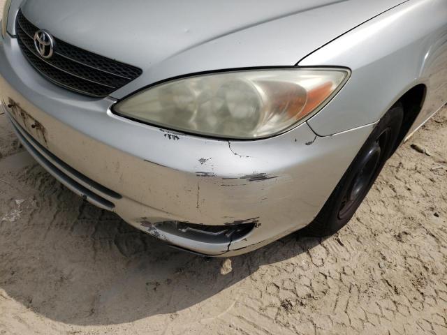 Photo 9 from auction – 2004 TOYOTA CAMRY LE with VIN JTDBE32K340259677