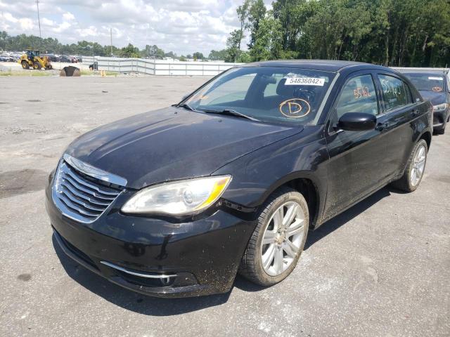 Photo 2 from auction – 2013 CHRYSLER 200 LX with VIN 1C3CCBABXDN762426