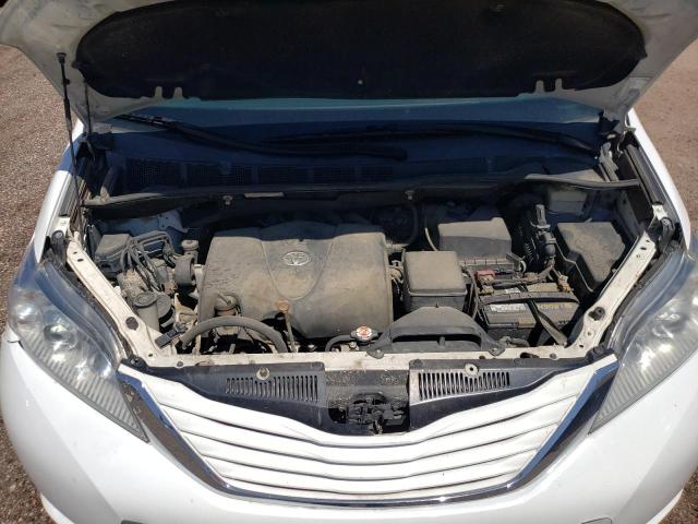 Photo 7 from auction – 2017 TOYOTA SIENNA LE with VIN 5TDJZ3DC7HS163365