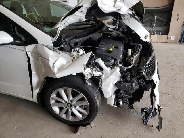 Photo 9 from auction – 2017 KIA FORTE LX with VIN 3KPFL4A73HE055484