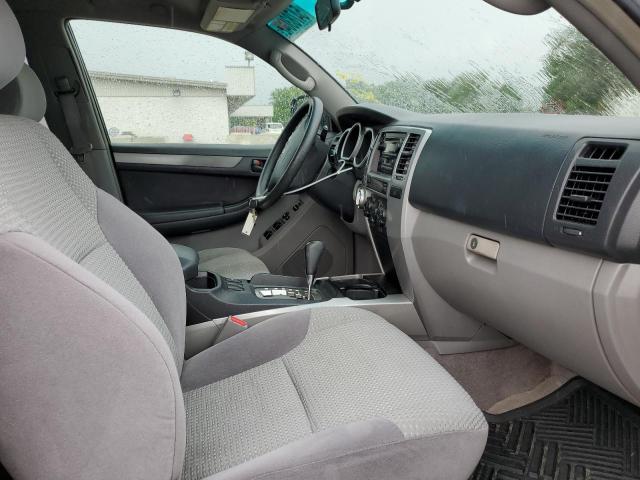 Photo 5 from auction – 2005 TOYOTA 4RUNNER SR with VIN JTEBT14R050055212
