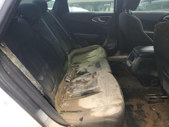 Photo 6 from auction – 2015 CHRYSLER 200 LIMITE with VIN 1C3CCCABXFN614849