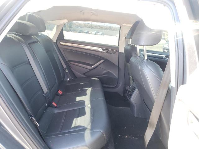 Photo 6 from auction – 2016 VOLKSWAGEN PASSAT SE with VIN 1VWBT7A38GC042889