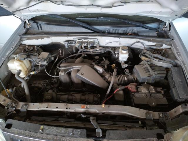 Photo 7 from auction – 2008 FORD ESCAPE XLT with VIN 1FMCU93198KE32754