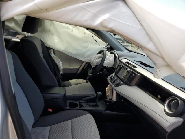 Photo 5 from auction – 2015 TOYOTA RAV4 LE with VIN JTMBFREVXFJ034756