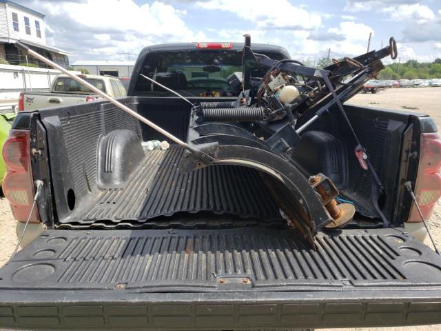 Photo 6 from auction – 2003 CHEVROLET SILVERADO with VIN 2GCEK19VX31240220