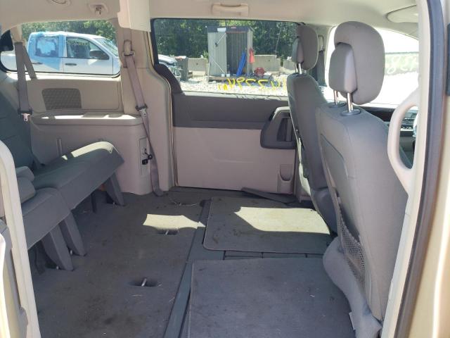 Photo 6 from auction – 2010 CHRYSLER TOWN & COU with VIN 2A4RR5D1XAR428561