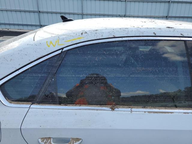 Photo 9 from auction – 2018 VOLKSWAGEN PASSAT SEL with VIN 1VWCA7A37JC024403