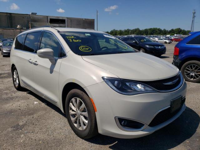CHRYSLER PACIFICA T 2017 with VIN 2C4RC1BG7HR795094 - Photo from auction