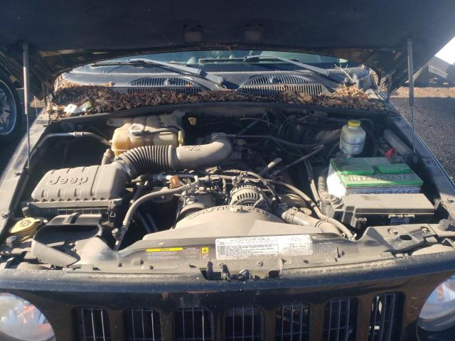 Photo 7 from auction – 2006 JEEP LIBERTY RE with VIN 1J4GL38K86W110792