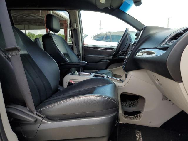 Photo 5 from auction – 2017 DODGE GRAND CARA with VIN 2C4RDGCG5HR783282