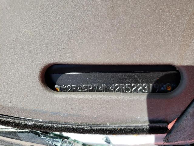 Photo 10 from auction – 2002 DODGE GRAND CARA with VIN 2B4GP74L42R522319