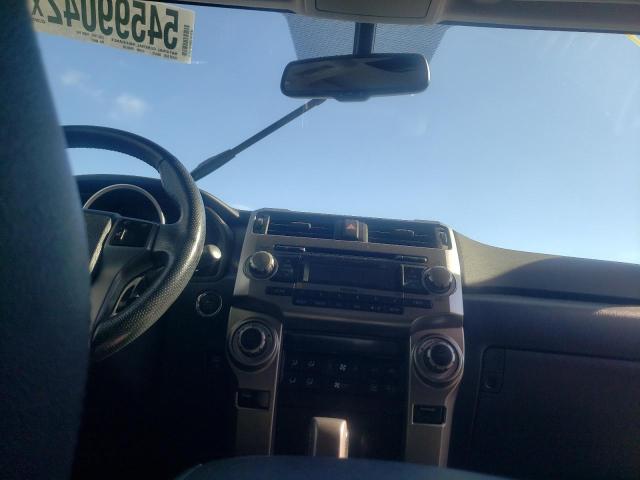 Photo 9 from auction – 2010 TOYOTA 4RUNNER SR with VIN JTEZU5JR9A5000617